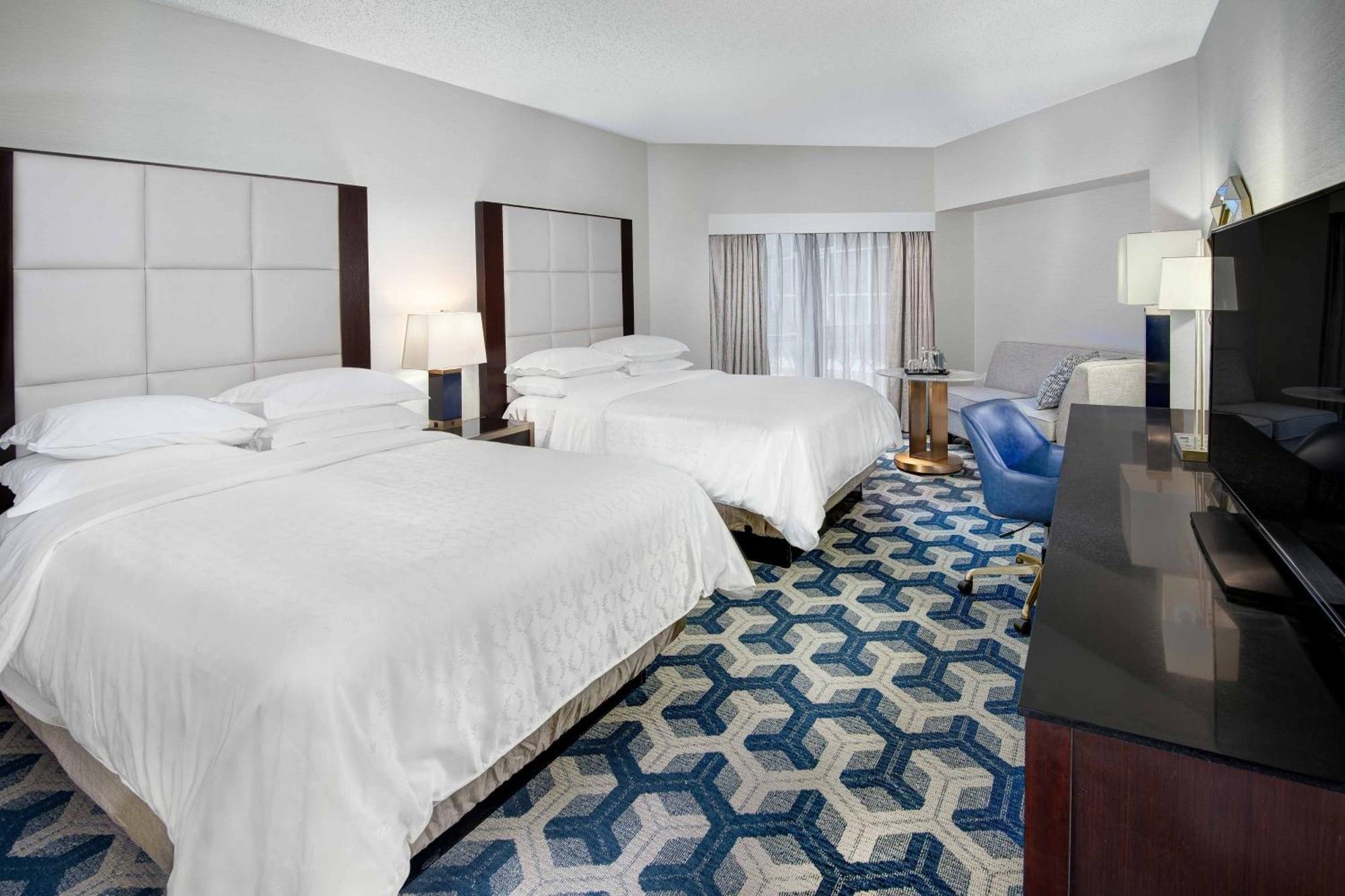Sheraton Eatontown Hotel Dış mekan fotoğraf